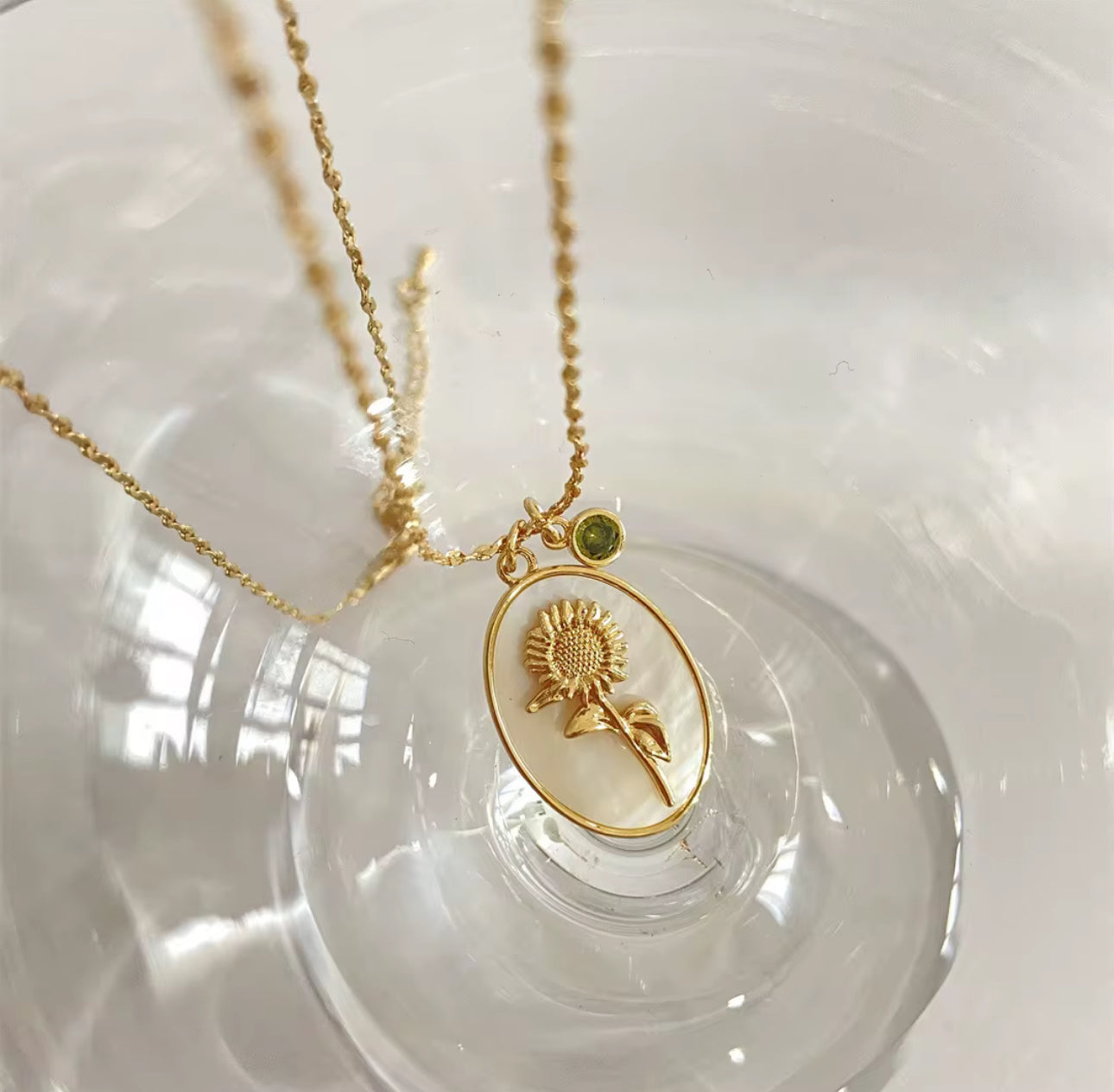 Médaillon Tournesol en Nacre